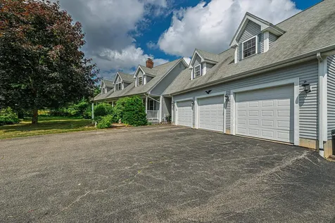 72 Tenney Road Sandown NH 03873
