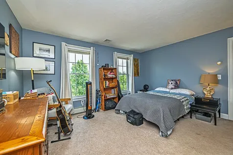 72 Tenney Road Sandown NH 03873