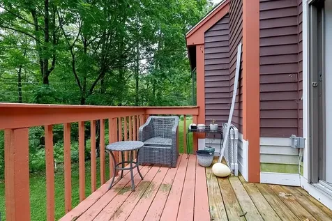 32 Mountainside Lane Francestown NH 03043
