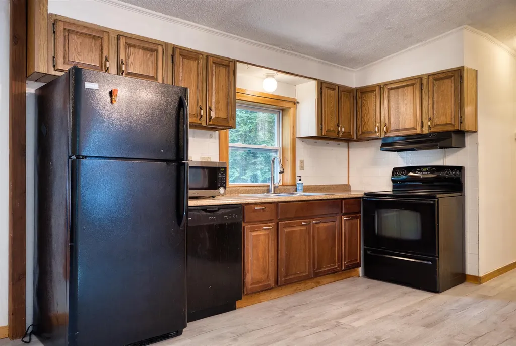 11 Beech River Circle Ossipee NH 03814