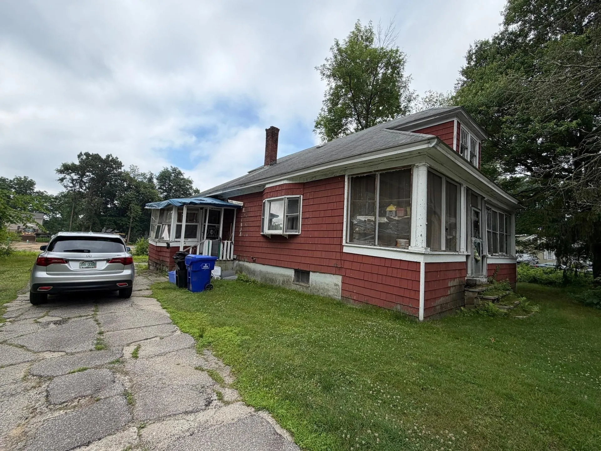 28 Merrimack Street Hudson NH 03051