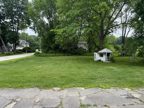 28 Merrimack Street Hudson NH 03051