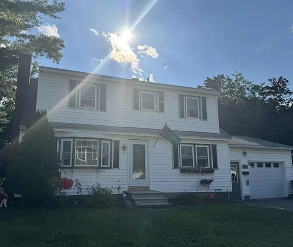 10 Hastings Lane Nashua NH 03064