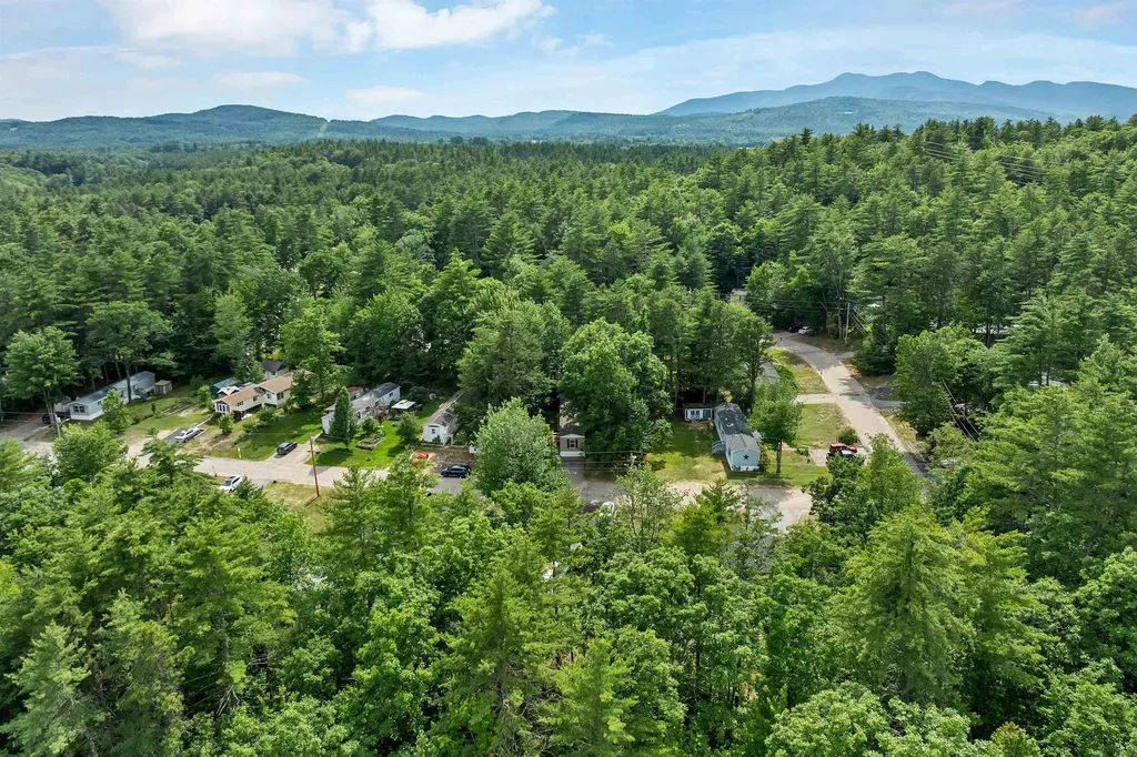 72 Buckingham Drive Conway NH 03860