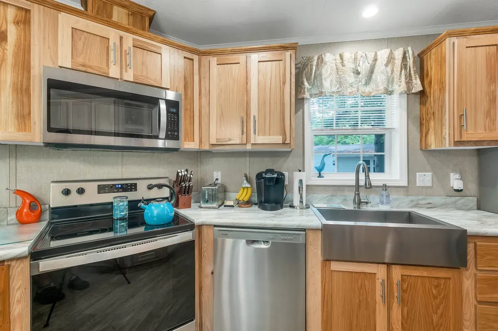 72 Buckingham Drive Conway NH 03860