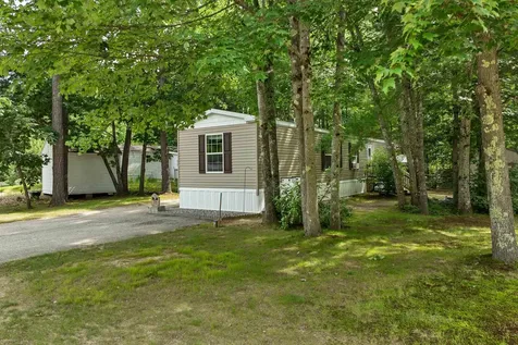 72 Buckingham Drive Conway NH 03860