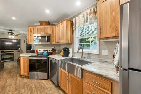 72 Buckingham Drive Conway NH 03860