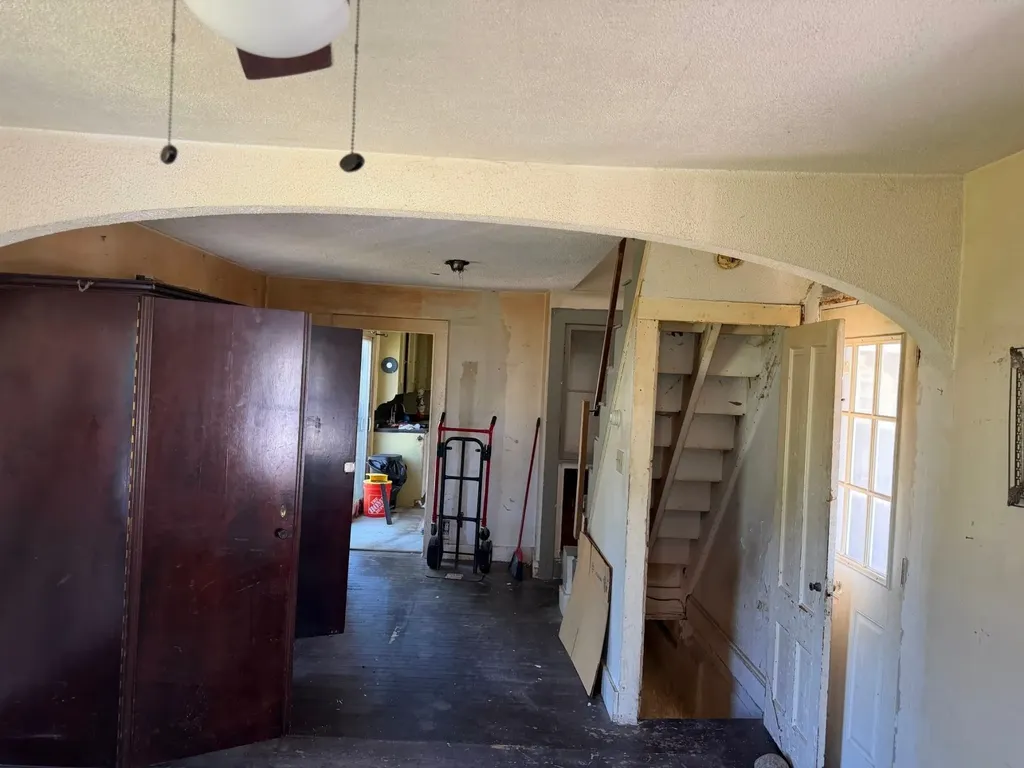 51 Nagle Street Nashua NH 03060