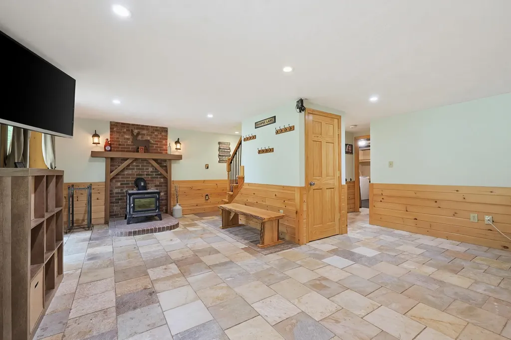 6 Poplar Ridge Road Freedom NH 03836