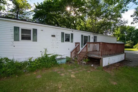 6 Longmeadow Drive Concord NH 03301