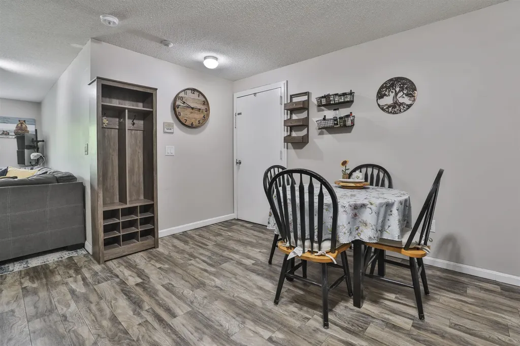 19-32 Kimberly Drive Merrimack NH 03054