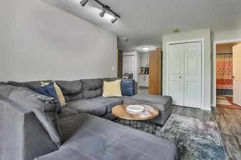 19-32 Kimberly Drive Merrimack NH 03054