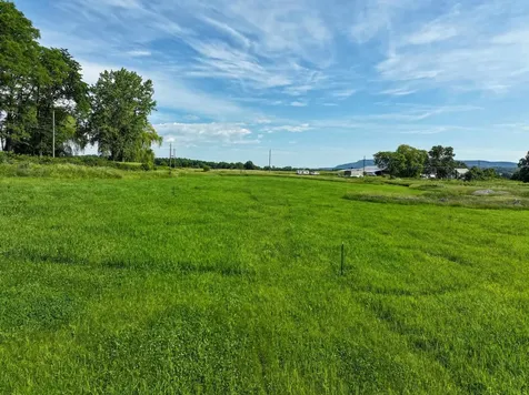 1497 Middle Road Bridport VT 05734