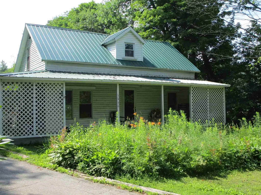 1950 North Main Street Londonderry VT 05148