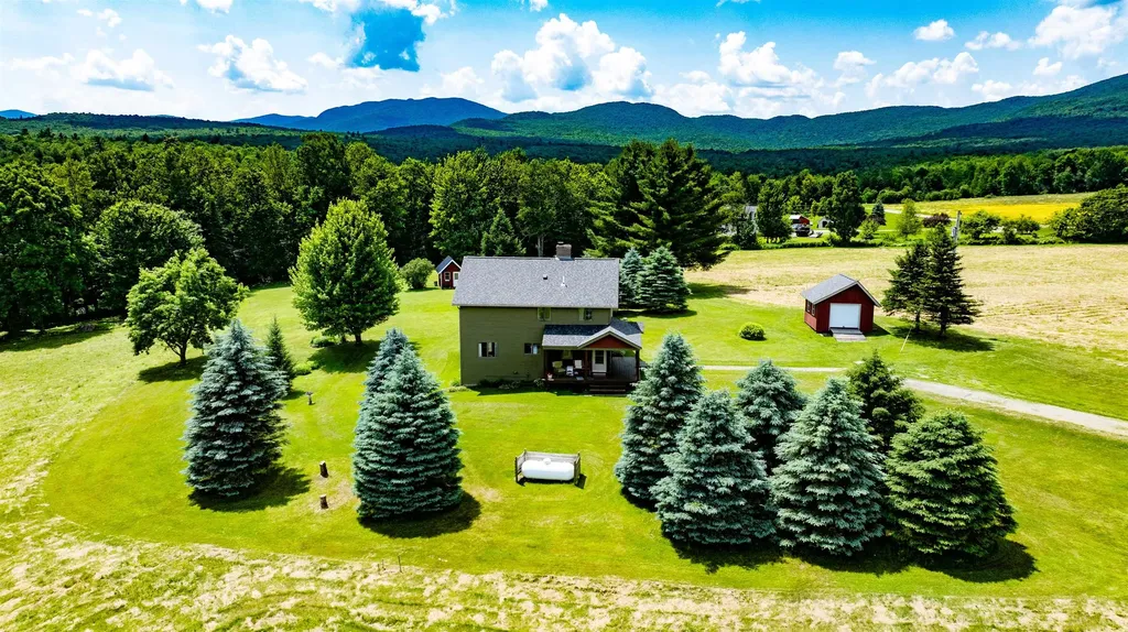 1257 Sniderbrook Road Westfield VT 05874