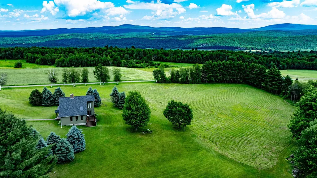 1257 Sniderbrook Road Westfield VT 05874