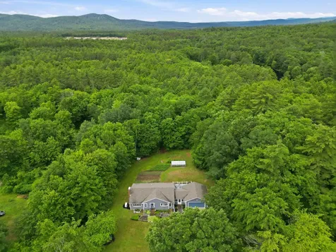 119 Country Club Road Hopkinton NH 03229
