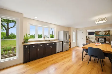 119 Country Club Road Hopkinton NH 03229