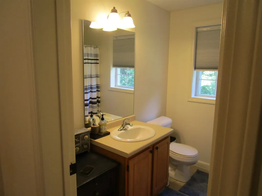 9 Old Nashua Road Amherst NH 03031