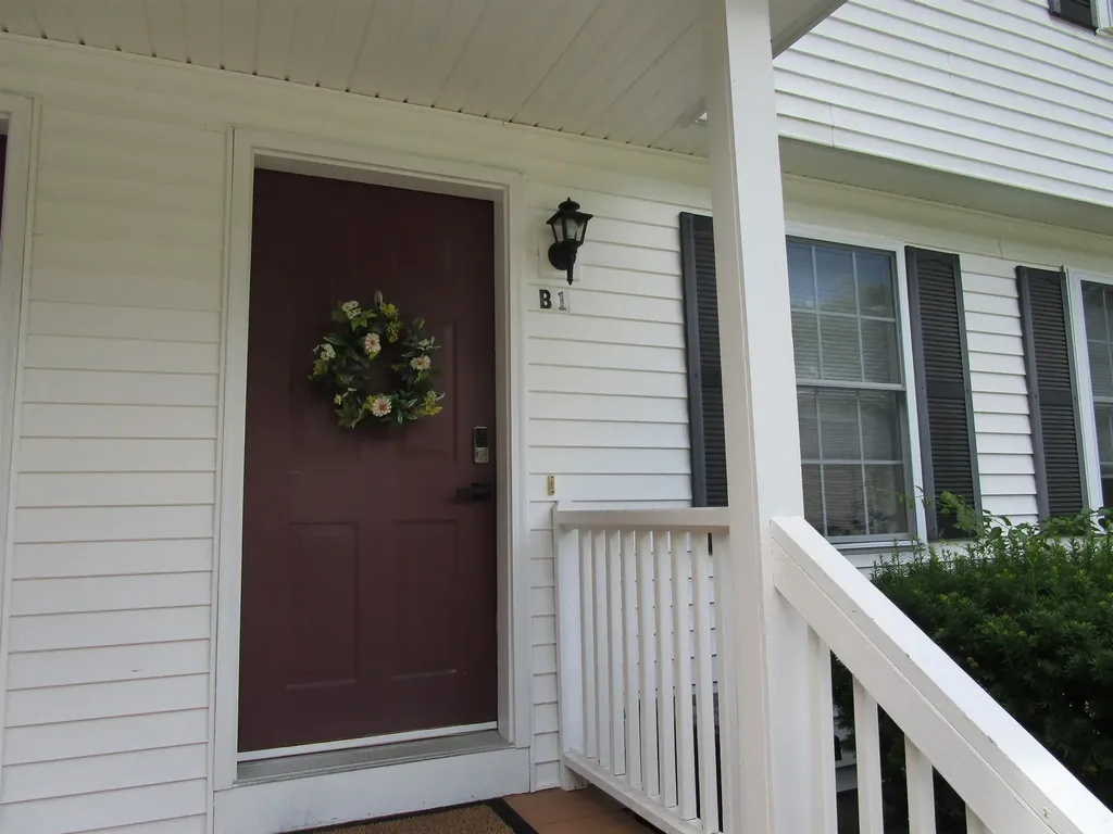 9 Old Nashua Road Amherst NH 03031