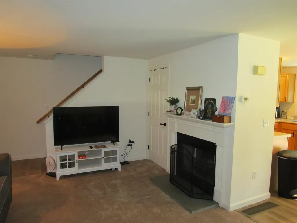 9 Old Nashua Road Amherst NH 03031