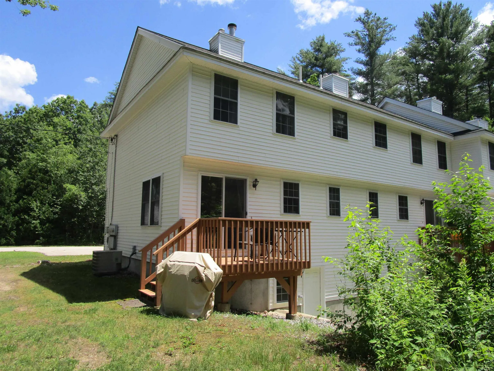 9 Old Nashua Road Amherst NH 03031