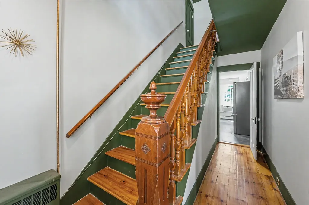 47 Oak Street Milford NH 03055