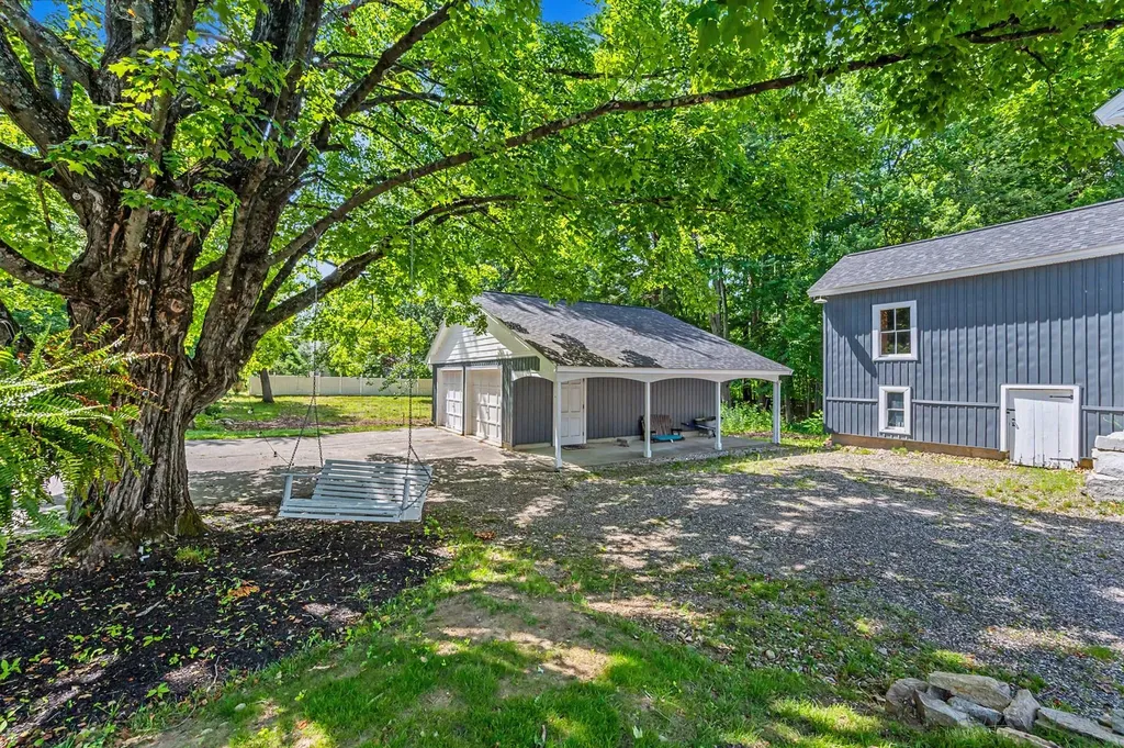 47 Oak Street Milford NH 03055