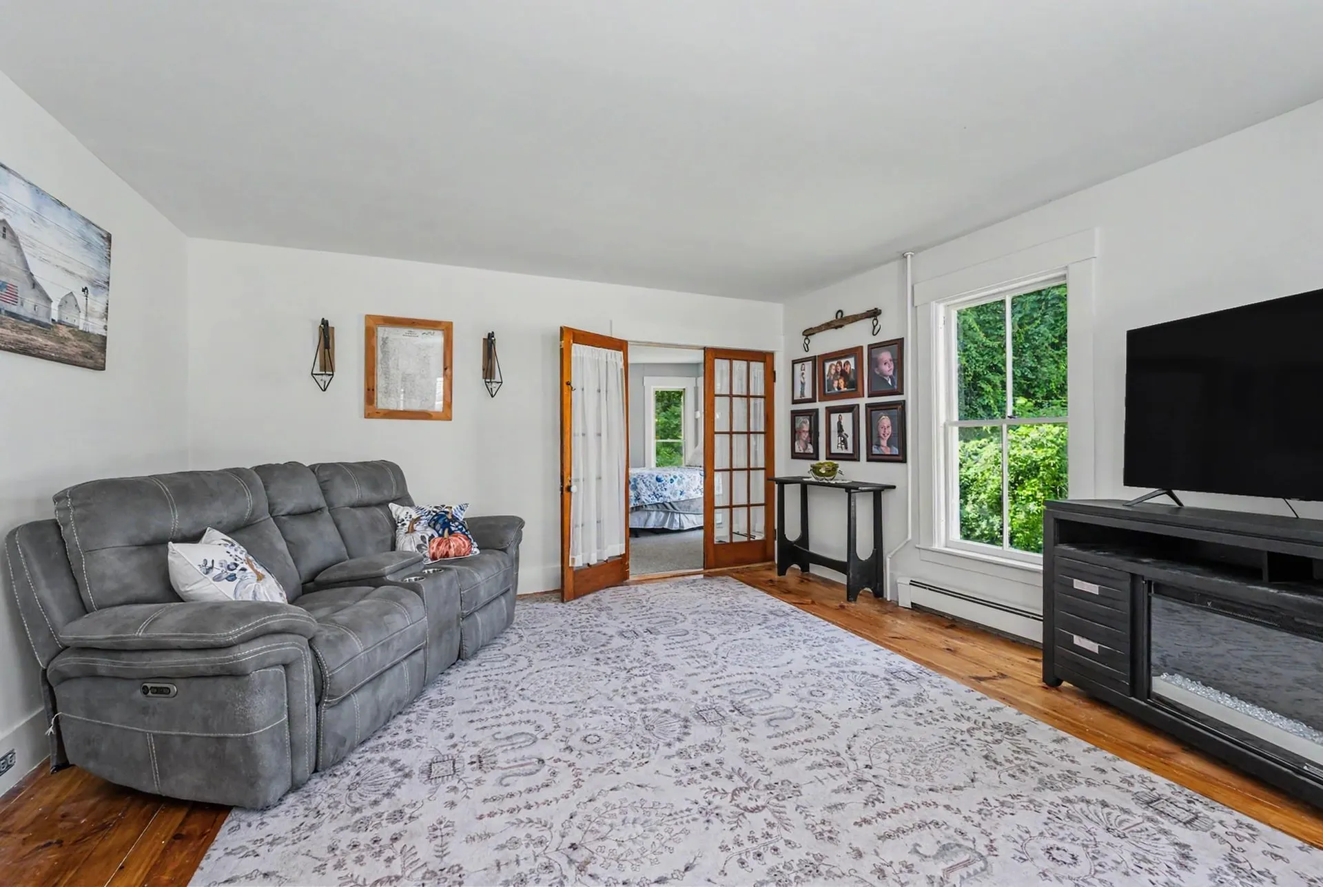 47 Oak Street Milford NH 03055