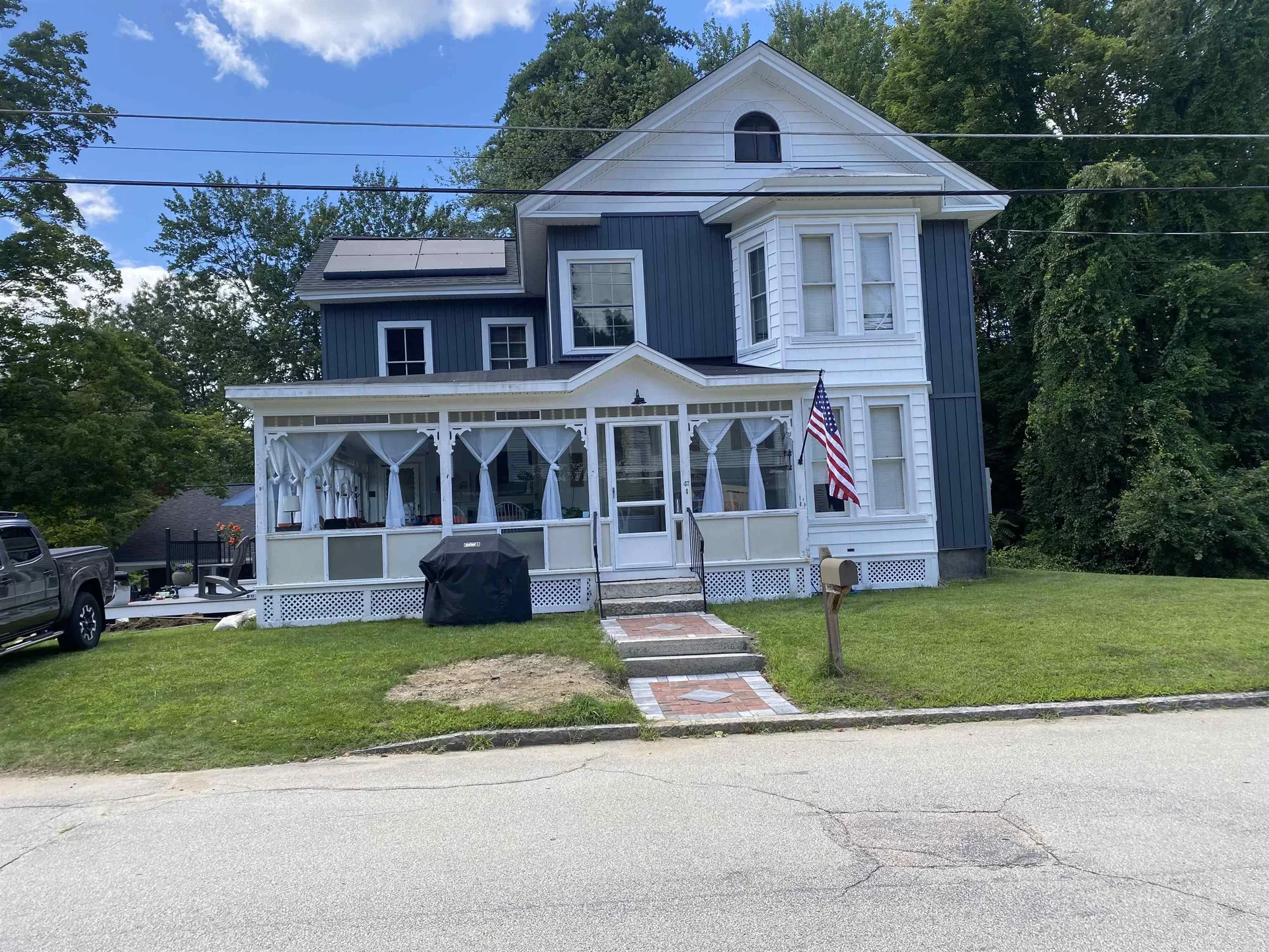 47 Oak Street Milford NH 03055