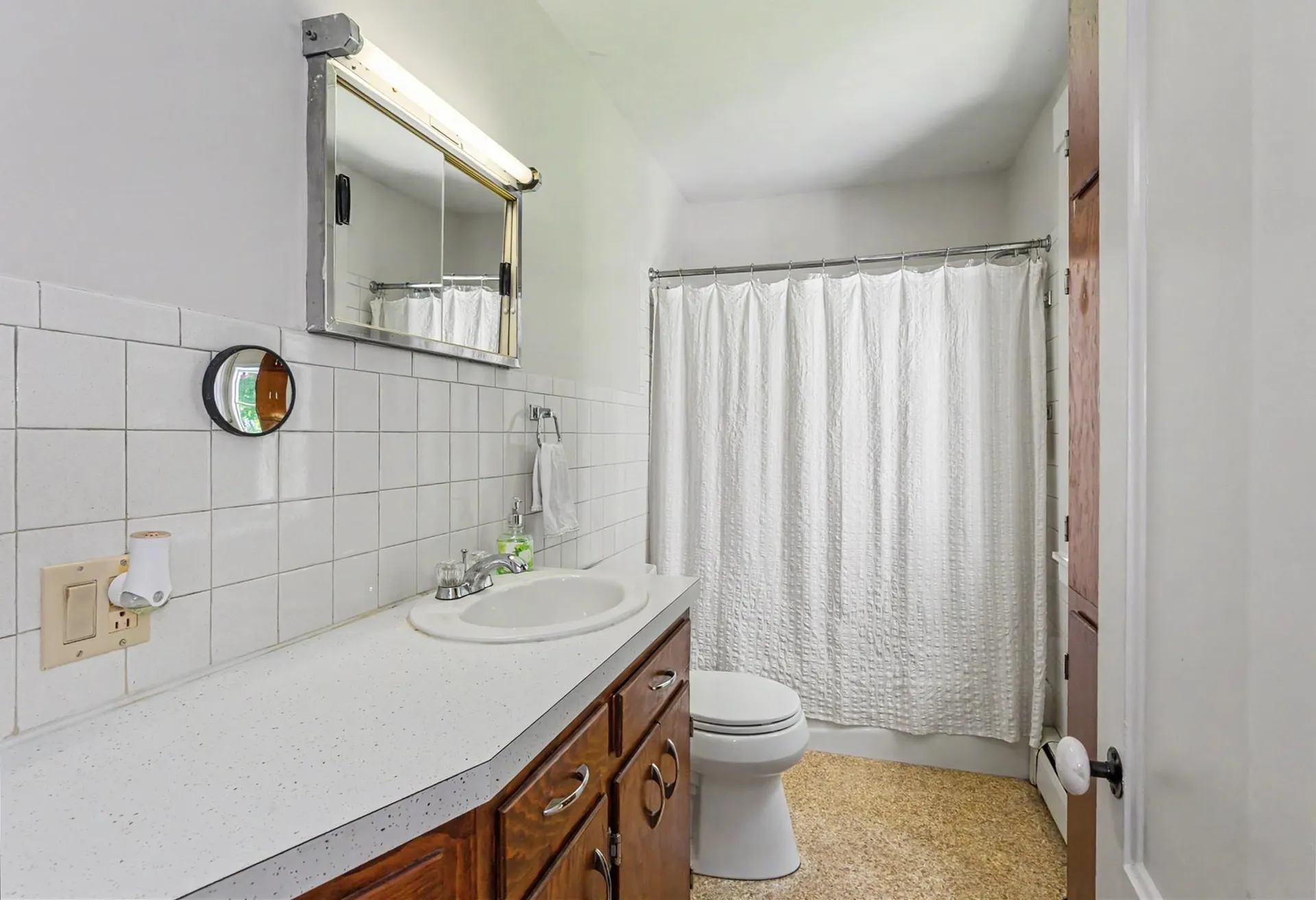 47 Oak Street Milford NH 03055
