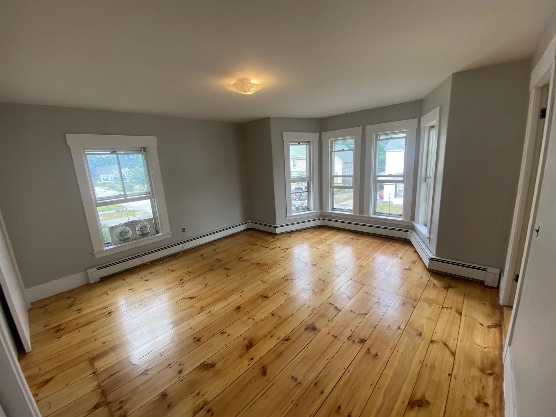 47 Oak Street Milford NH 03055