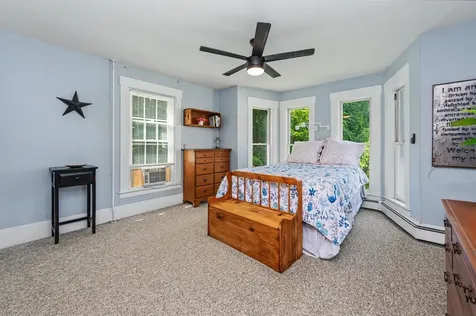 47 Oak Street Milford NH 03055