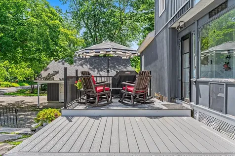 47 Oak Street Milford NH 03055