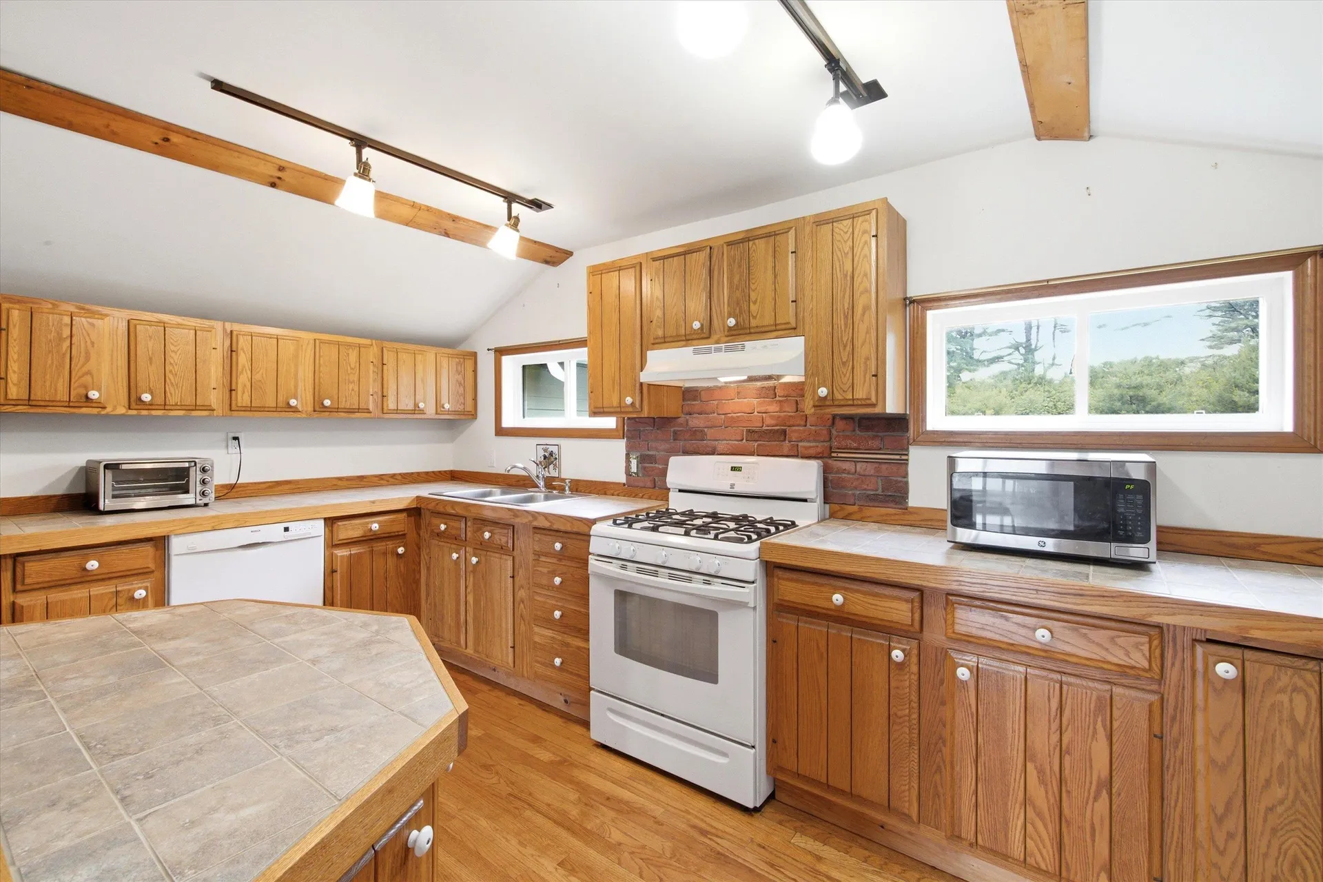 411 Bay Road Andover NH 03216