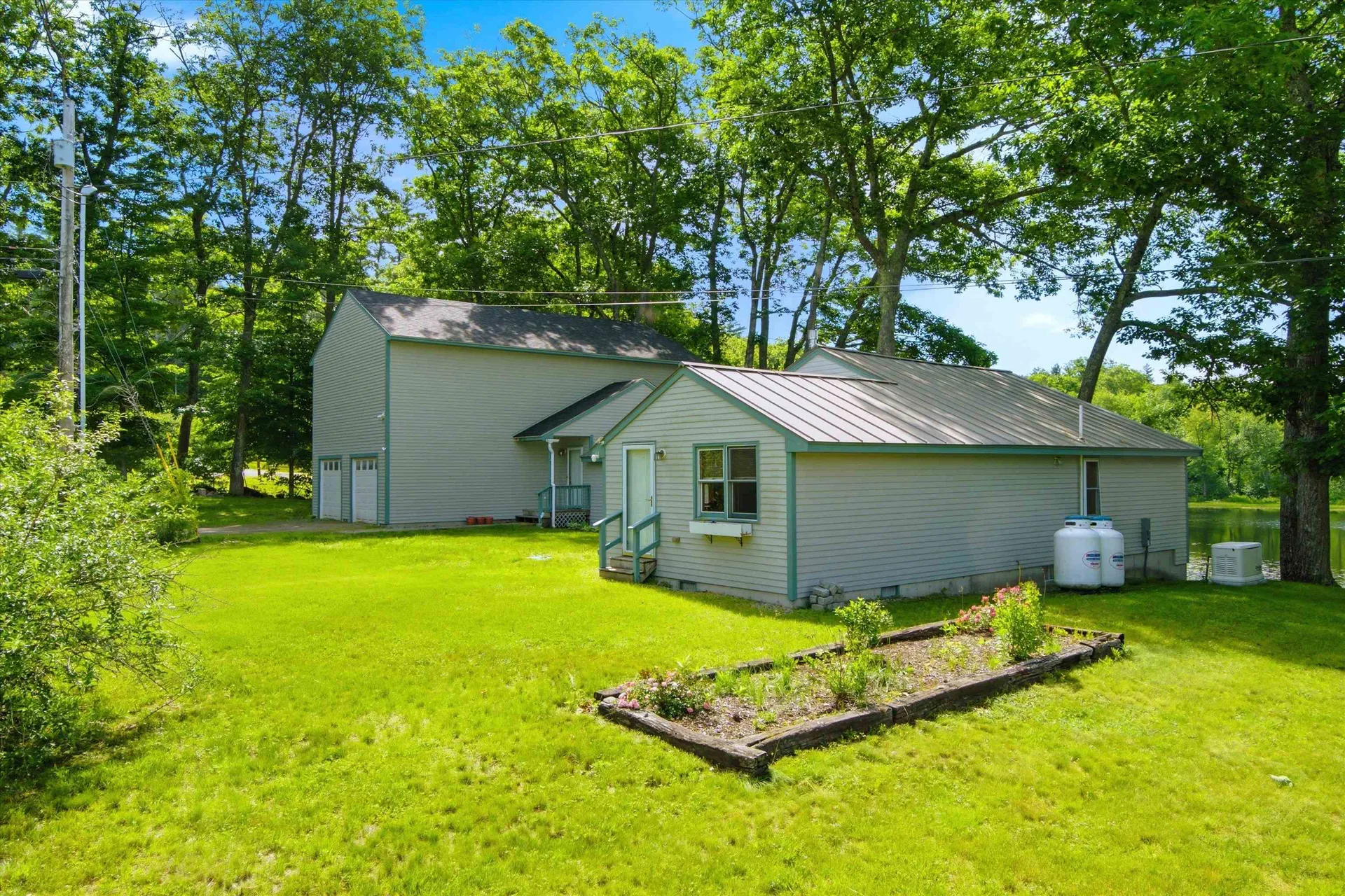 411 Bay Road Andover NH 03216