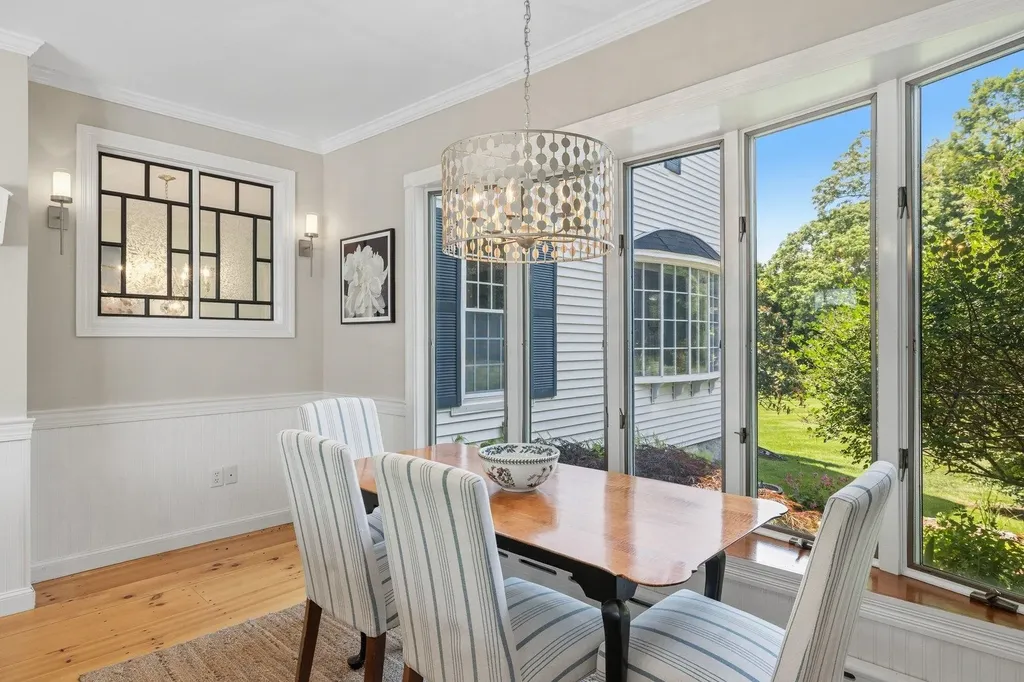 79 Atlantic Avenue North Hampton NH 03862