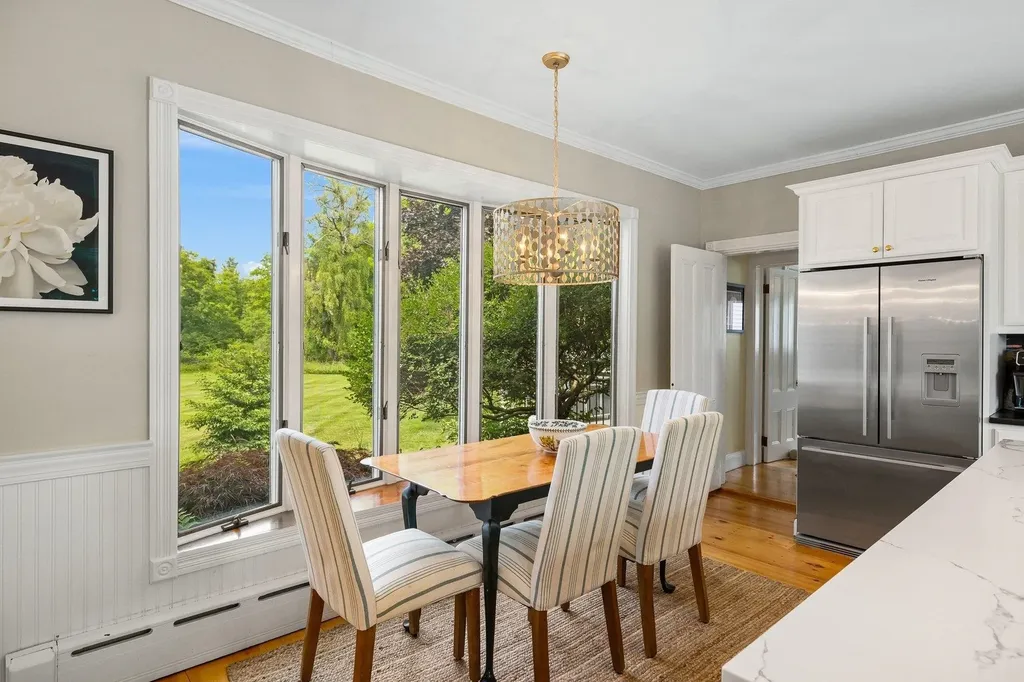 79 Atlantic Avenue North Hampton NH 03862