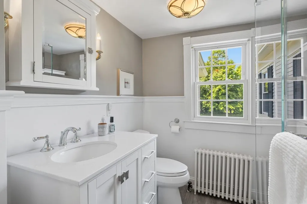 79 Atlantic Avenue North Hampton NH 03862