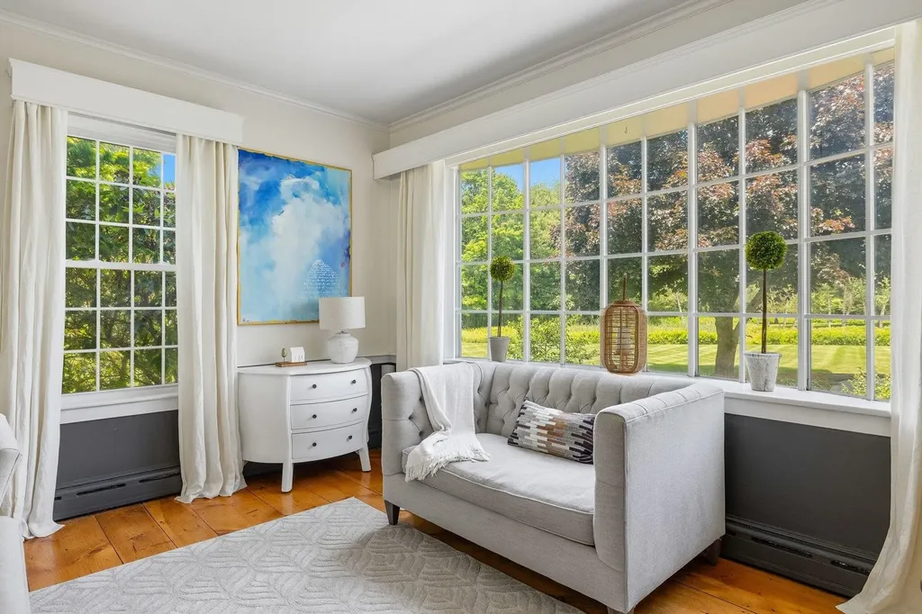 79 Atlantic Avenue North Hampton NH 03862