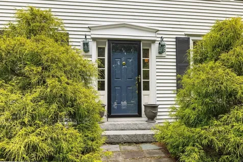 79 Atlantic Avenue North Hampton NH 03862