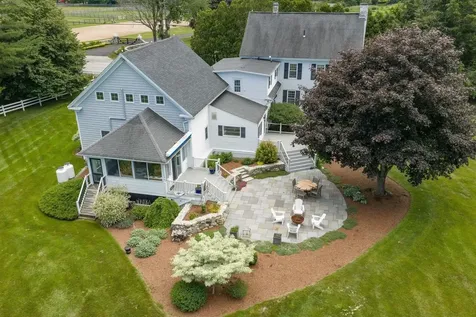 79 Atlantic Avenue North Hampton NH 03862