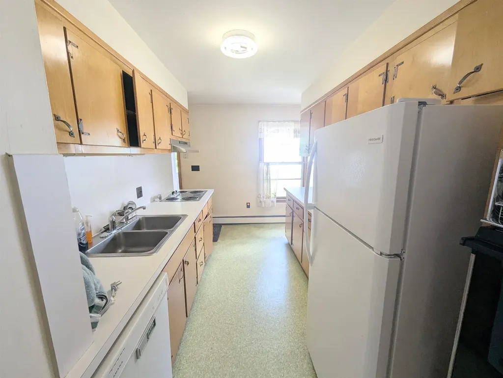264 Breezy Hill Road St. Johnsbury VT 05819