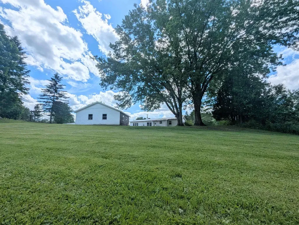 264 Breezy Hill Road St. Johnsbury VT 05819