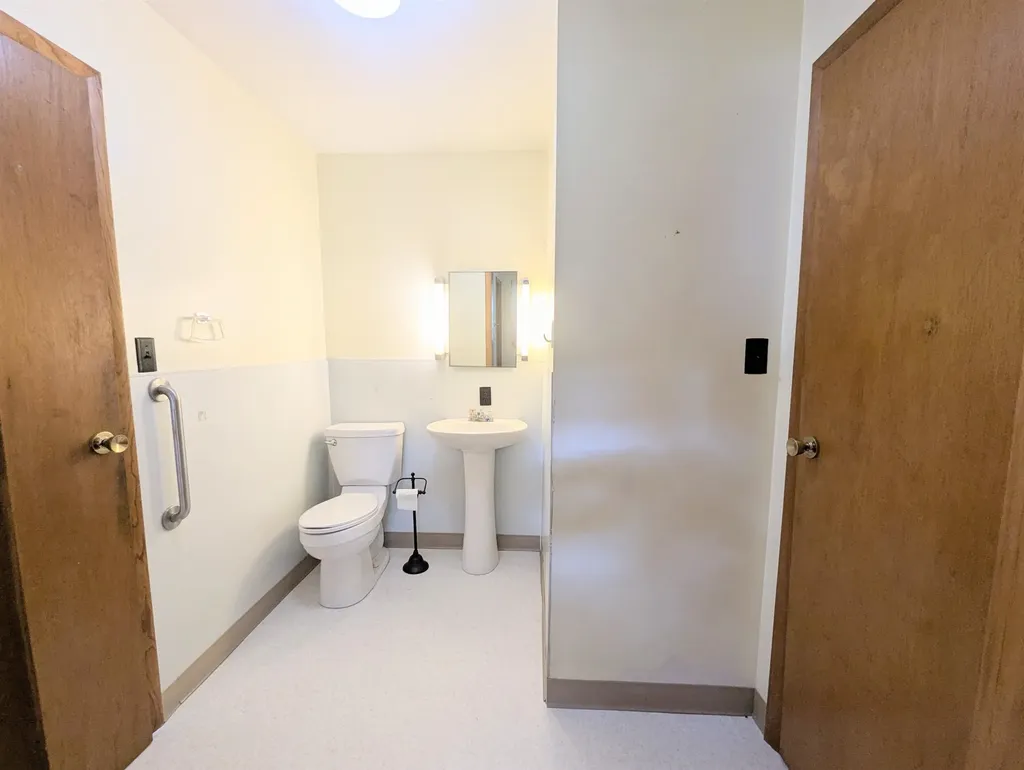 264 Breezy Hill Road St. Johnsbury VT 05819