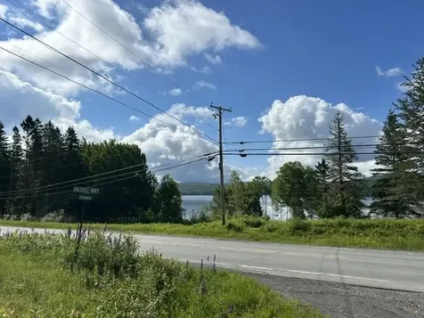 Hilda's Way Pittsburg NH 03592