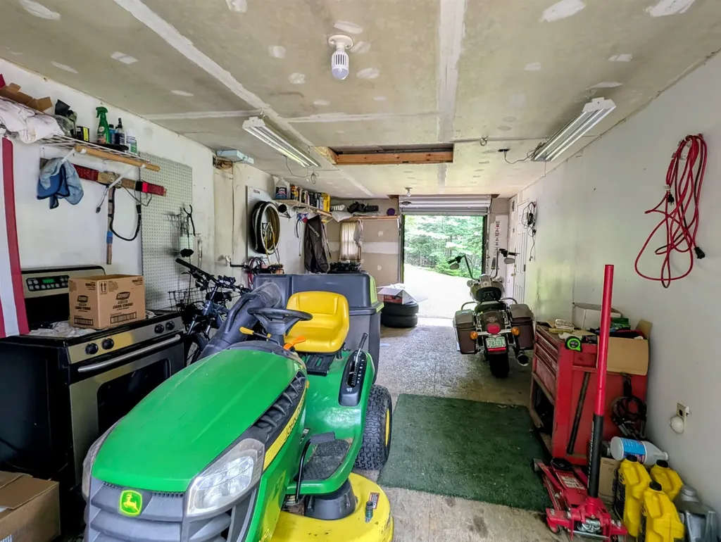 16 Griffin Road Stewartstown NH 03576