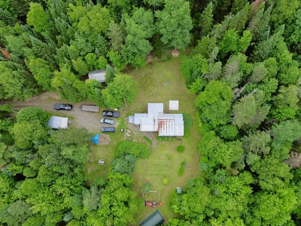 16 Griffin Road Stewartstown NH 03576
