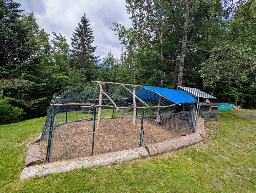 16 Griffin Road Stewartstown NH 03576
