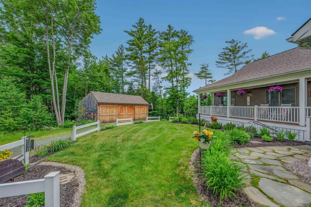 701 Easton Valley Road Easton NH 03580